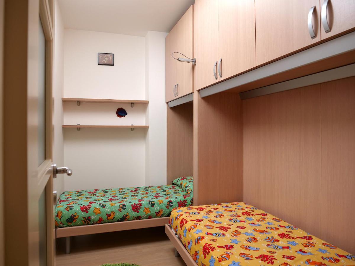 Da Silvia Attico Nel Cuore Di Grado Con Posto Auto Εξωτερικό φωτογραφία